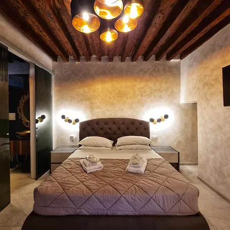 Appartement San Marco 3097 - Luxuryjacuzzi *