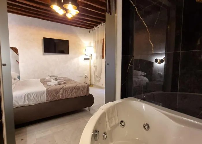 San Marco 3097 - Luxuryjacuzzi Apartamento Venecia